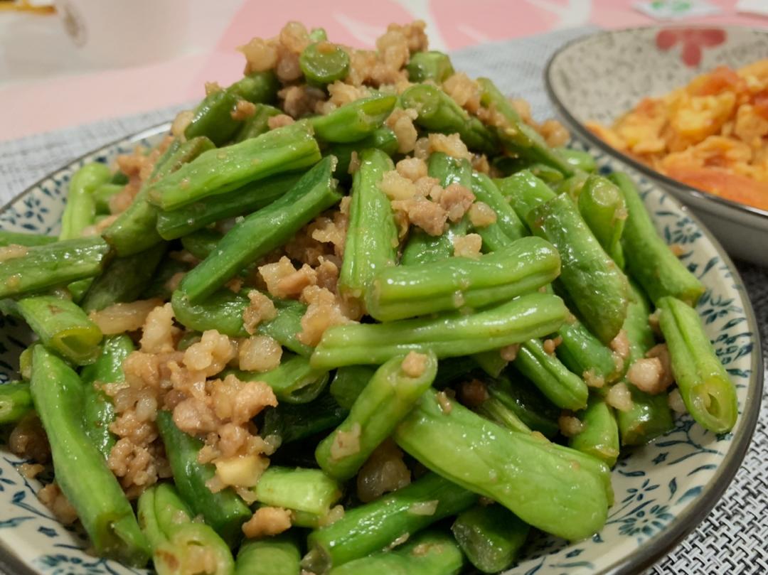 干煸豆角炒肉
