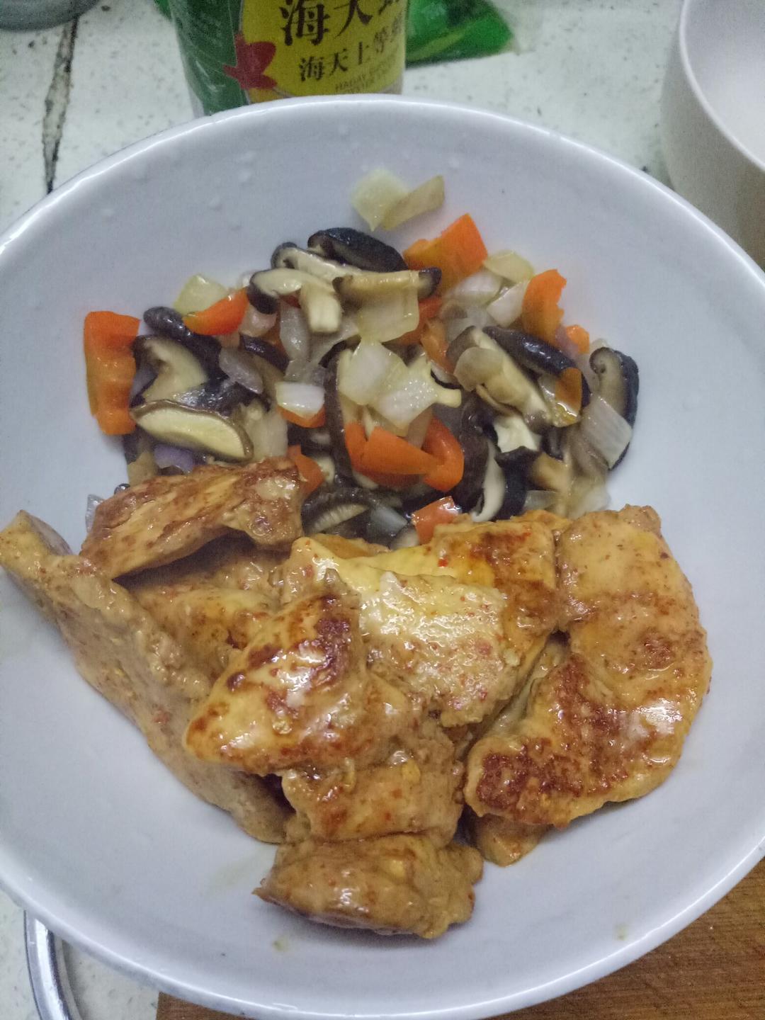 蚝油煎鸡胸肉（真的只要腌了就炒鸡嫩！（新增微波式