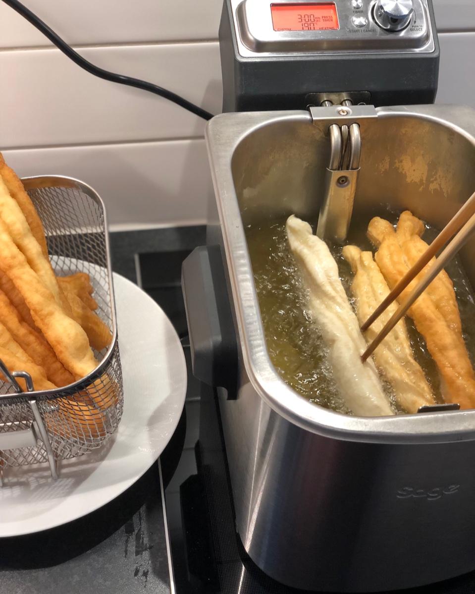 自制无泡打粉油条