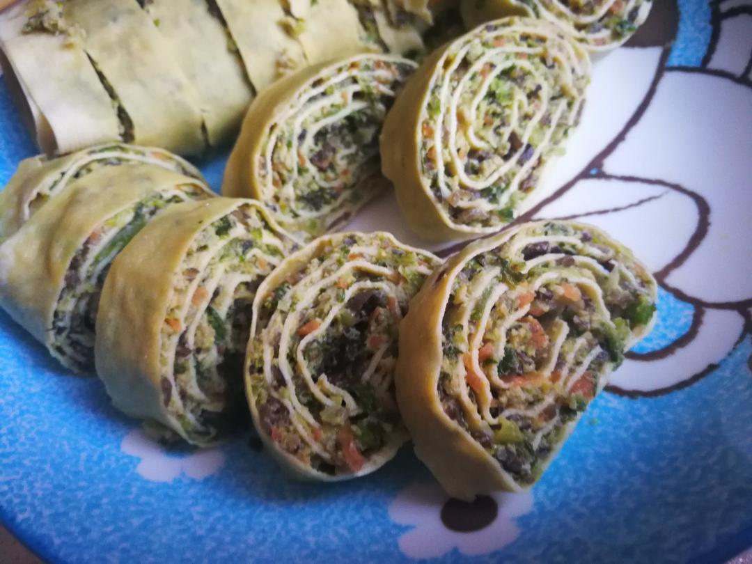 豆皮肉卷（东北千张）好吃不腻，尤其适合手残党