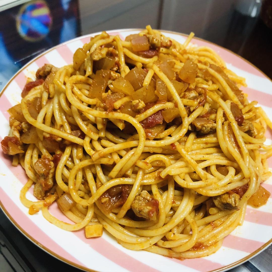 【番茄肉酱意面】