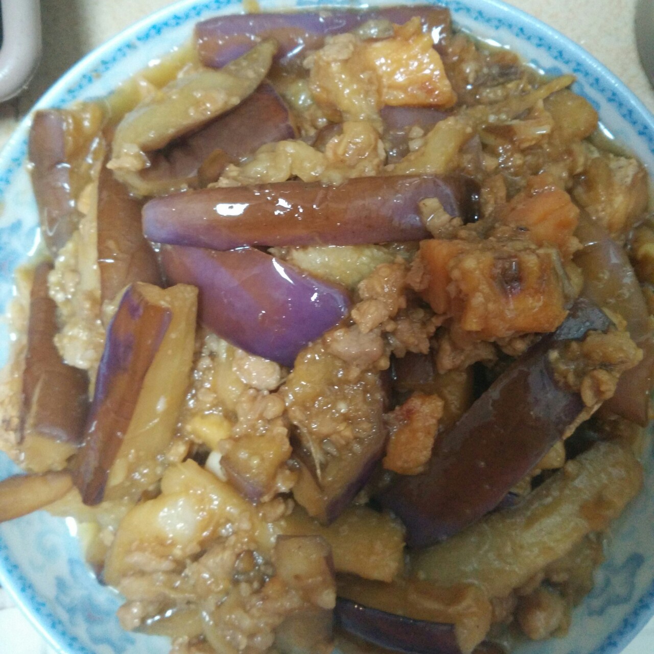 咸鱼茄子煲
