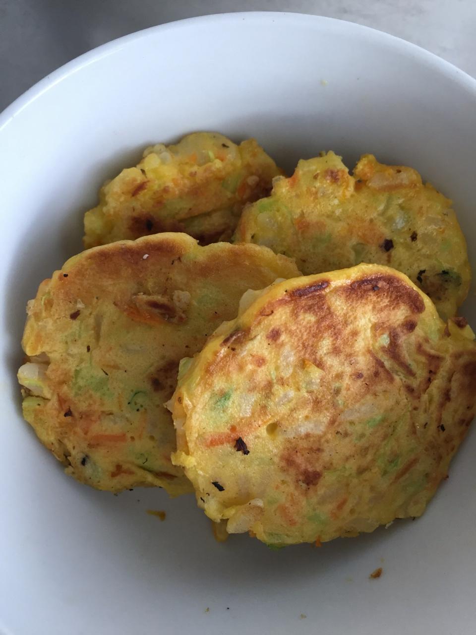 【宝宝辅食】
米饼，给不爱吃饭的宝宝