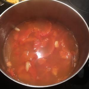 番茄巴沙鱼鸡蛋汤（内含魔芋丝）的做法 步骤4