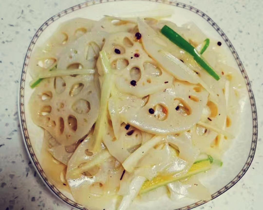 凉拌莲藕的做法