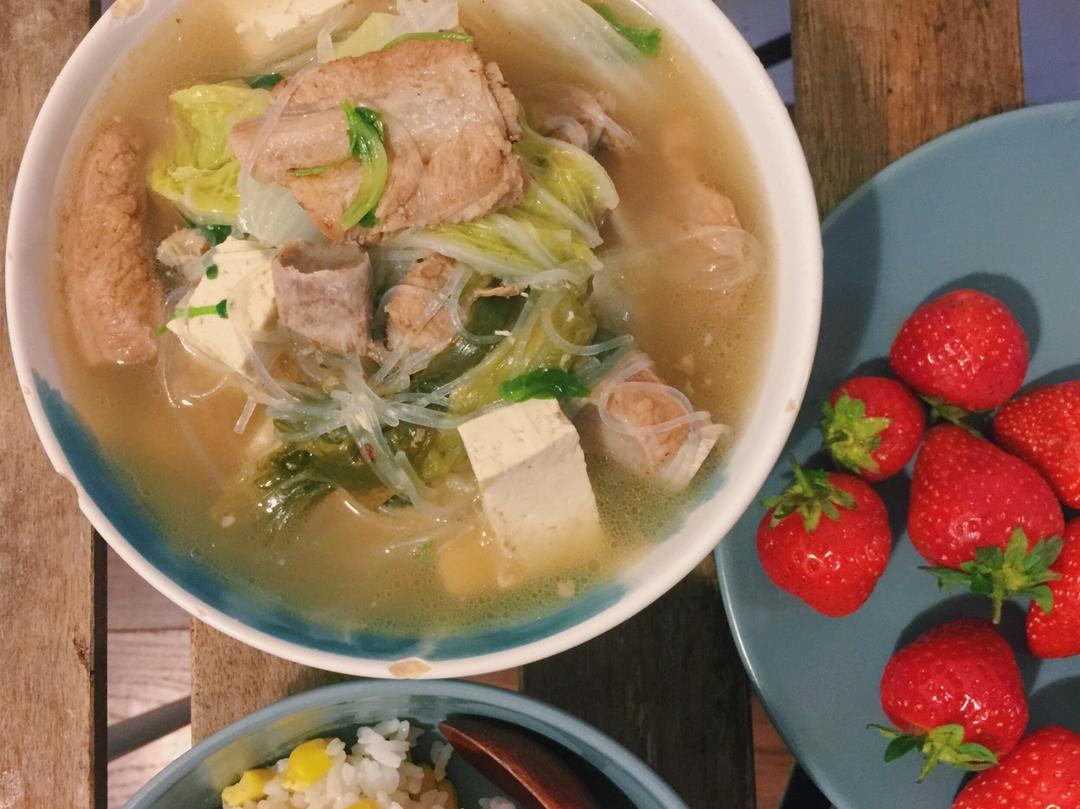 排骨白菜豆腐汤