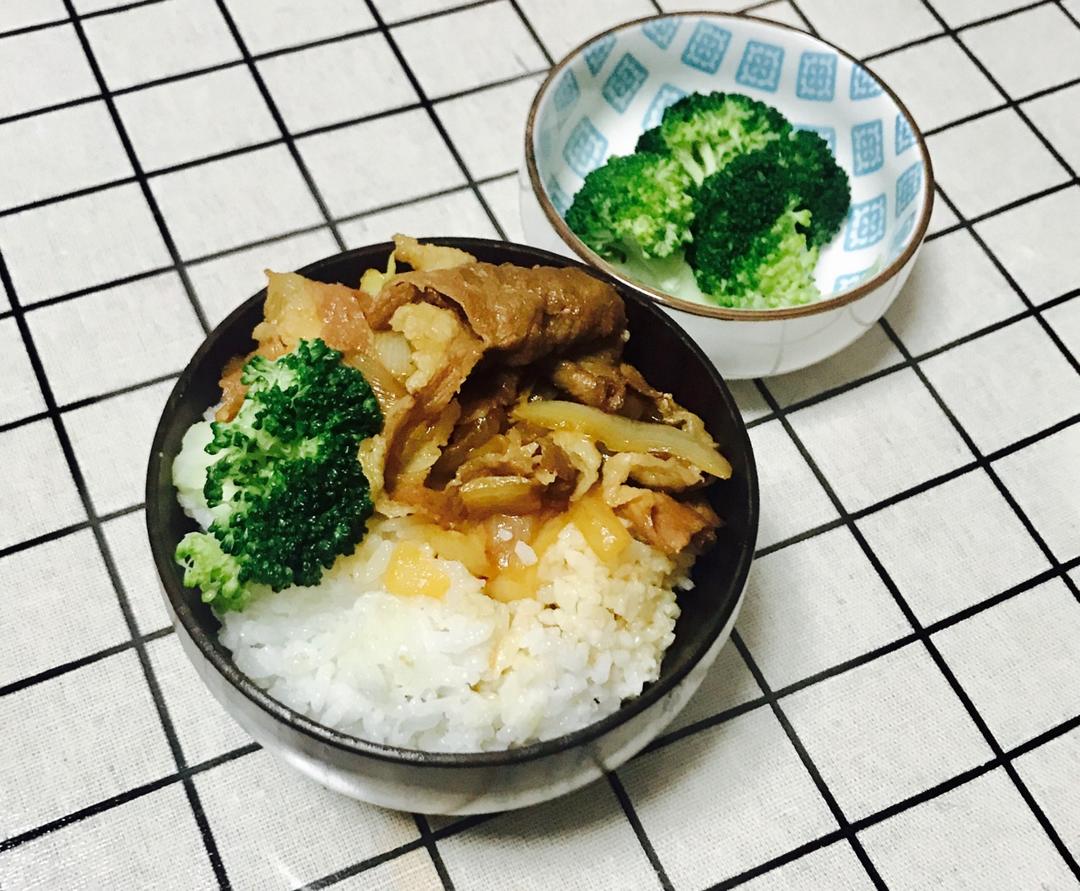 吉野家牛肉饭（牛丼）