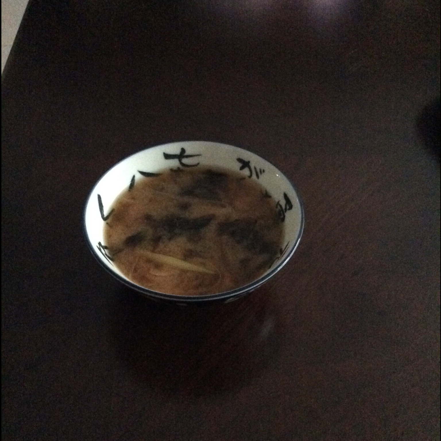 豆腐裙带菜味噌汤