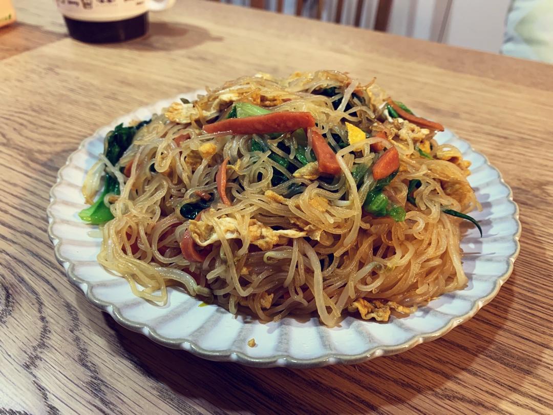 厨师长教你：“鸡蛋炒米粉”的家常做法，满满的小技巧，先收藏了