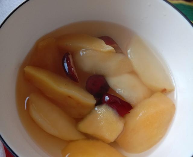 苹果红枣糖水的做法