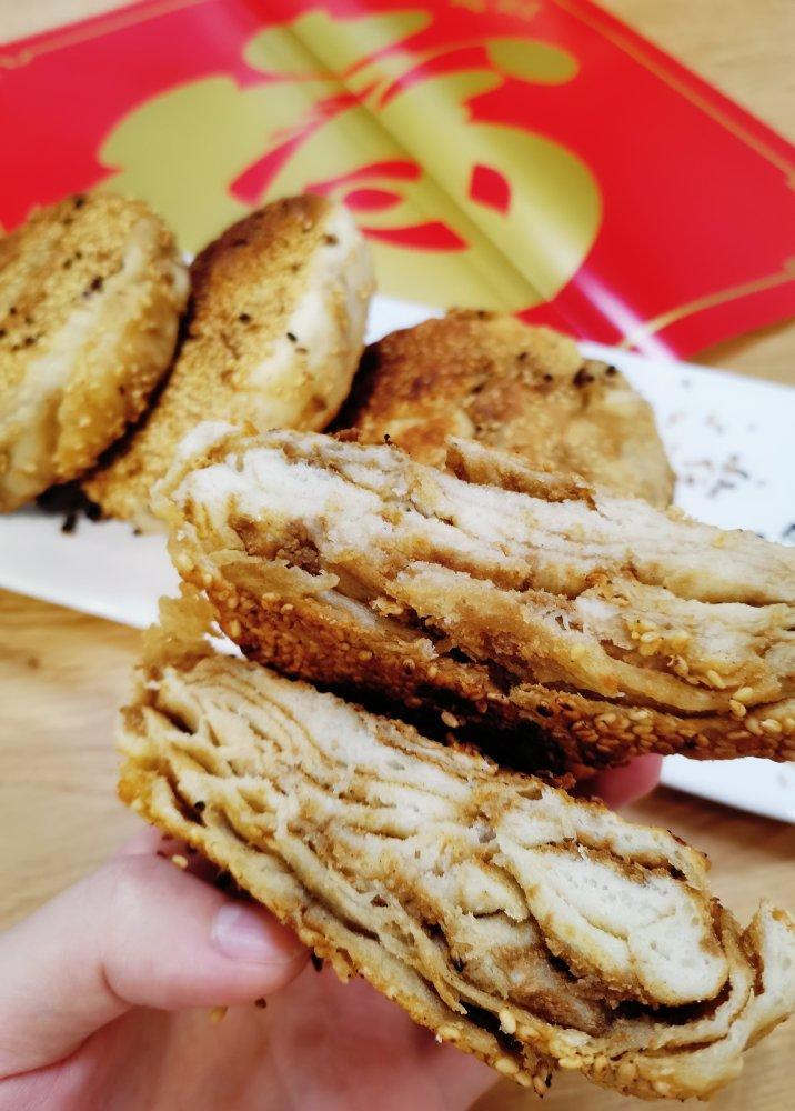 老北京麻酱烧饼 酥香可口 层次分明 附细节视频详解