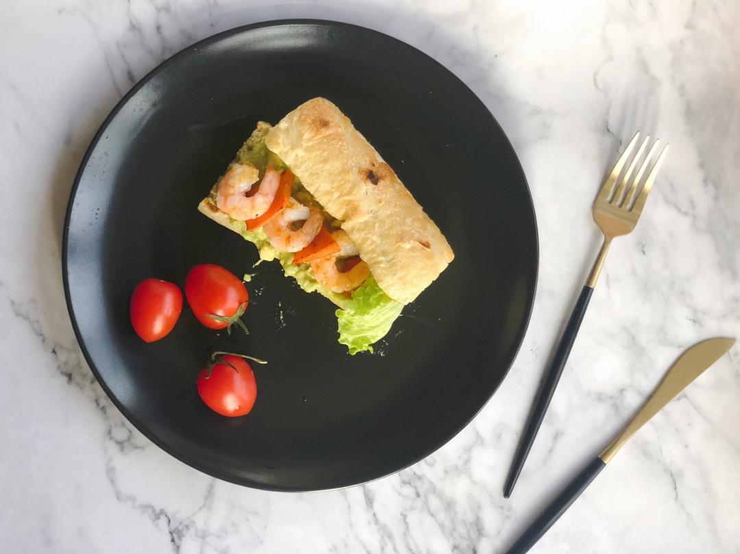 凿壁偷光吃早餐