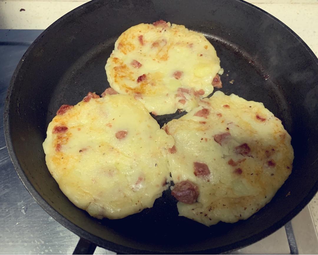 香煎田园土豆饼
