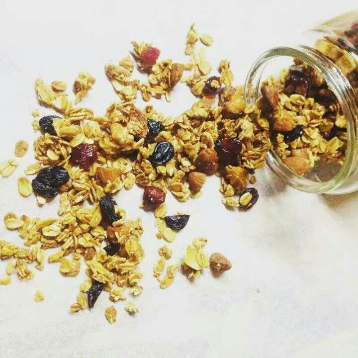 Granola（格兰诺拉麦片）