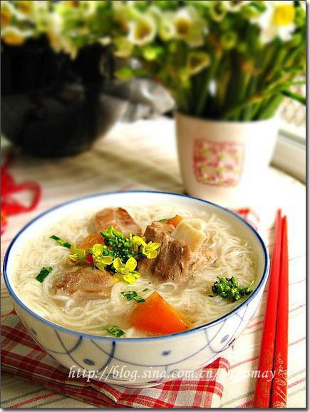 酥炖腱子肉面线糊的做法