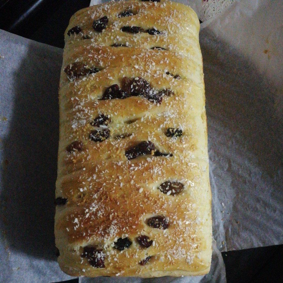 手撕蔓越莓炼乳吐司