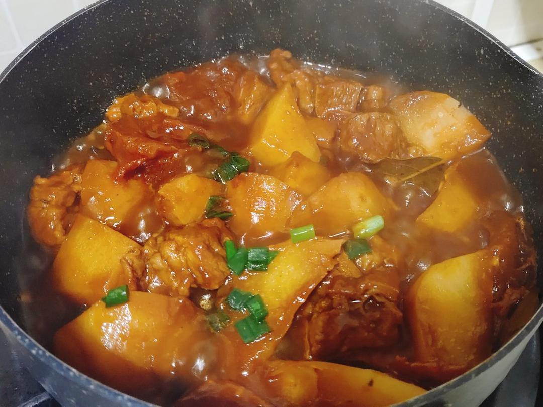 番茄土豆炖牛腩