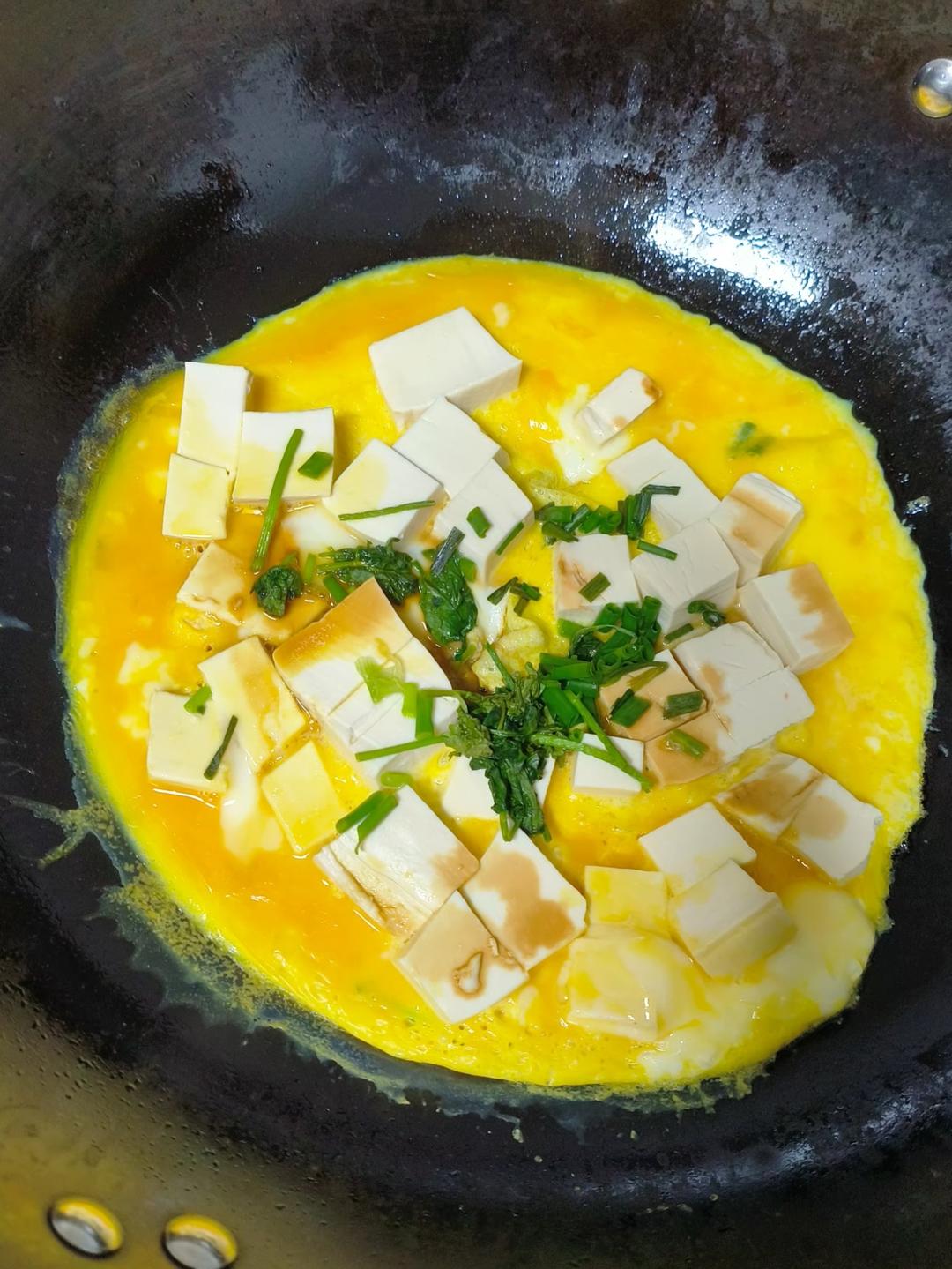 鸡蛋抱豆腐