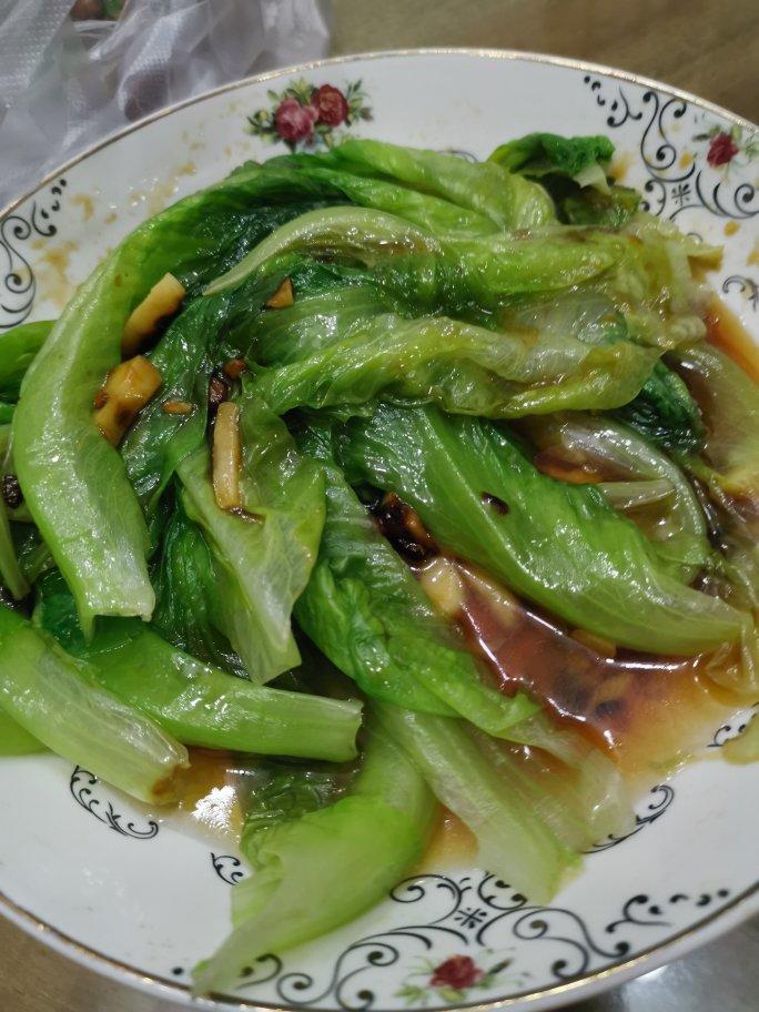 【耗油生菜做法】生菜最喜欢这种做法了，简单好吃，色泽也漂亮