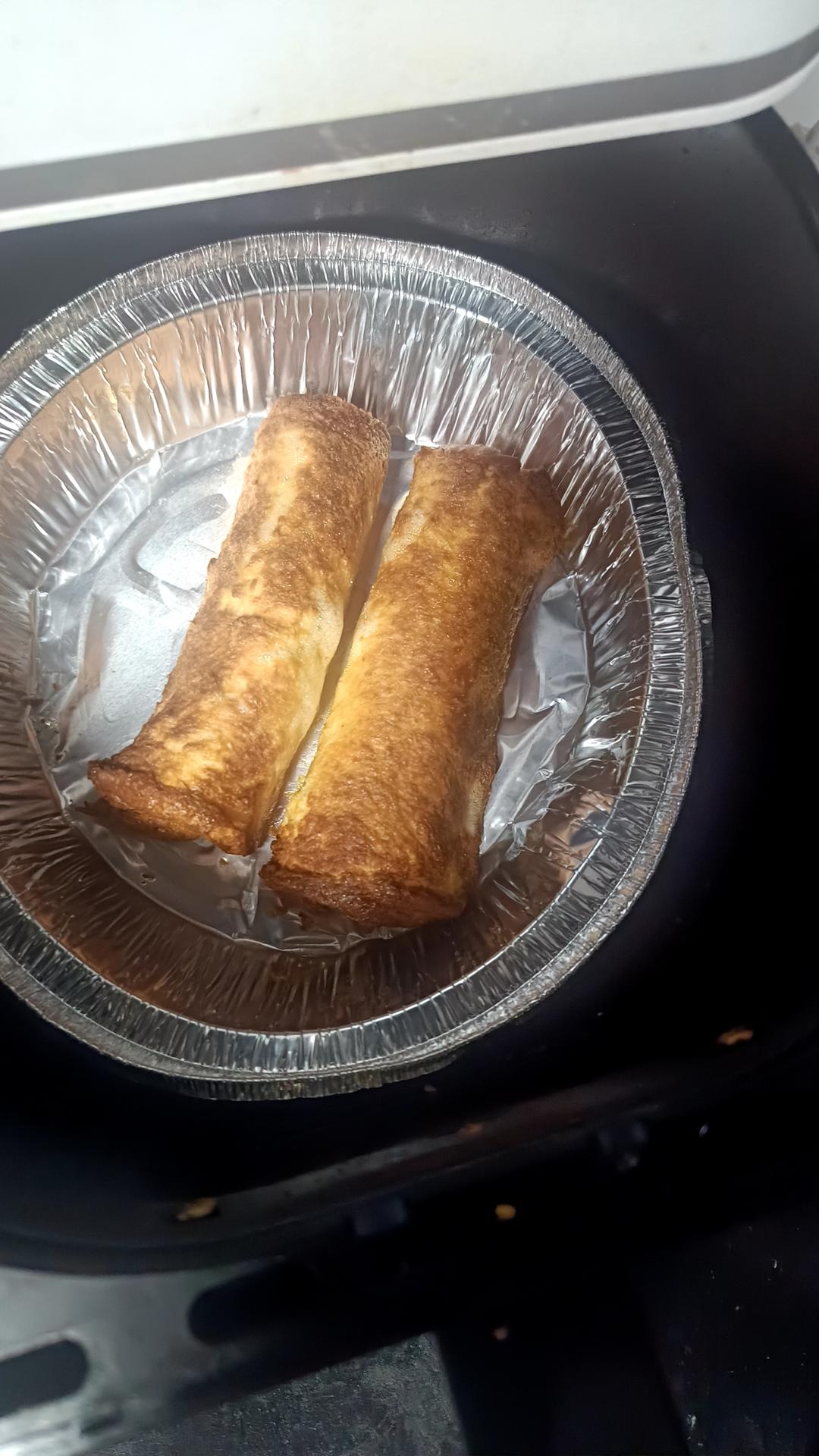 酥酥脆脆还拉丝的火腿芝士吐司卷，太好吃了