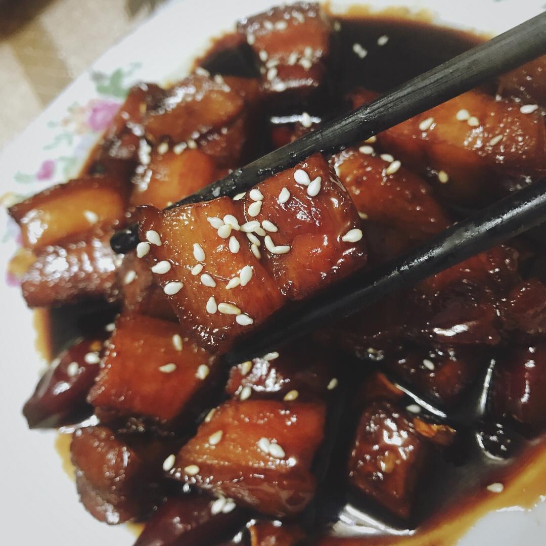 不焯水不放油的家常红烧肉