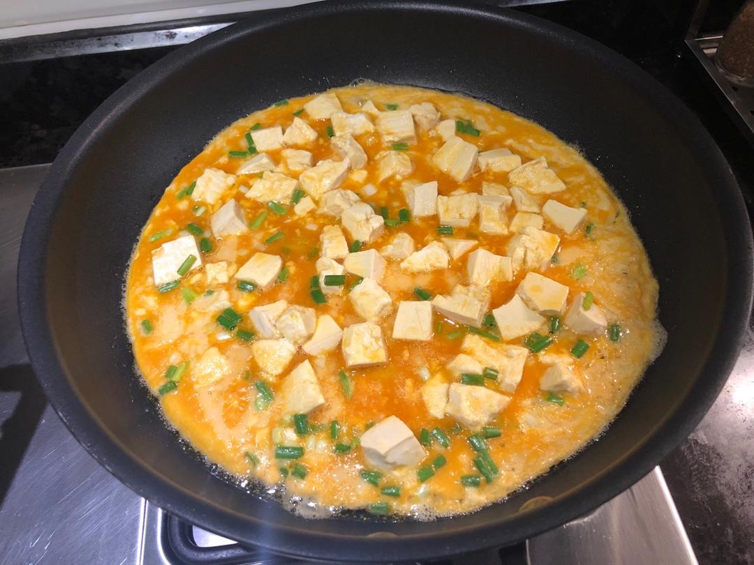 香葱鸡蛋塌豆腐