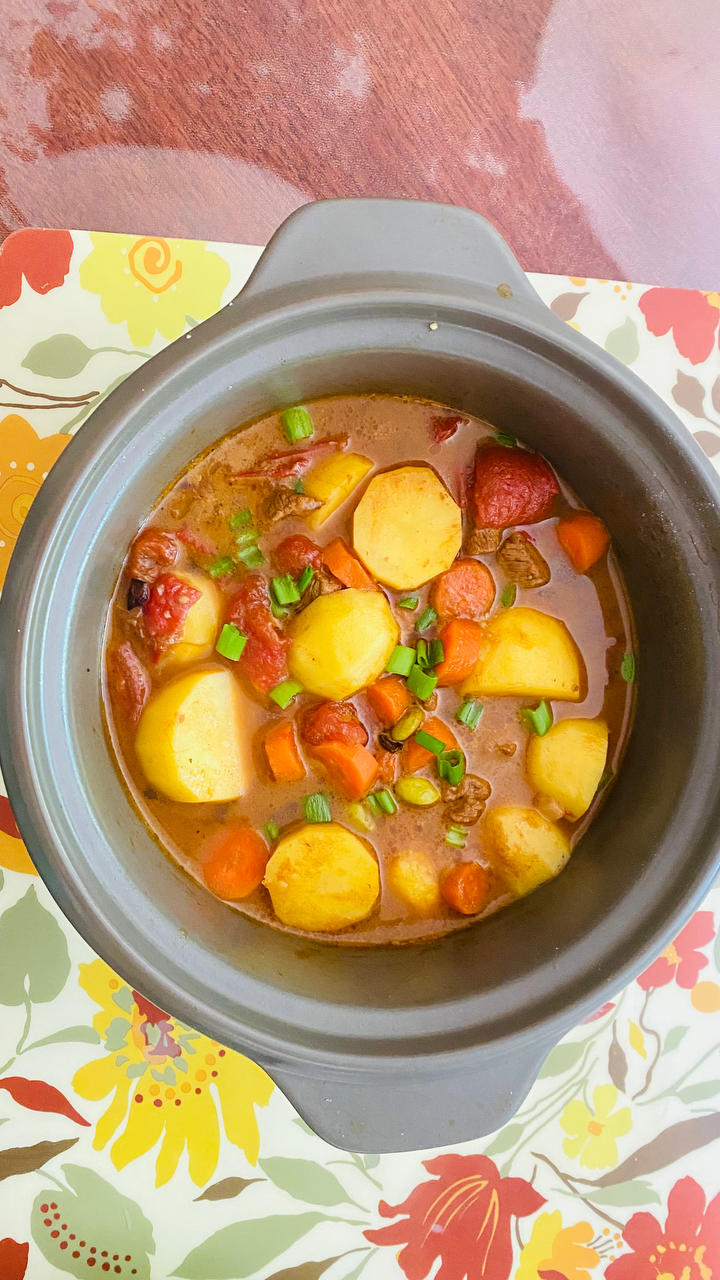 红烧牛肉土豆 （独家秘制）