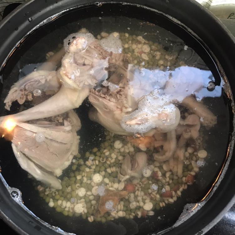 痘痘终结汤去血毒利器-陈皮绿豆老鸽汤