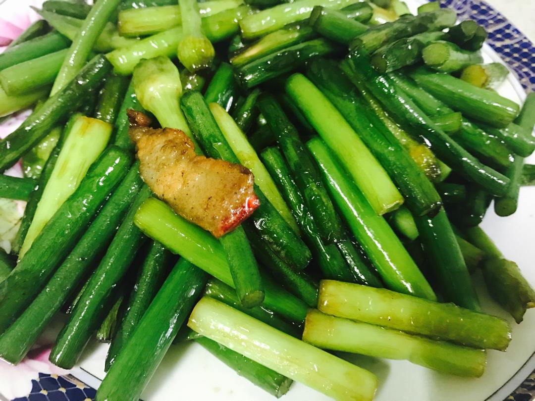 tania婷做的肉丝炒蒜苗