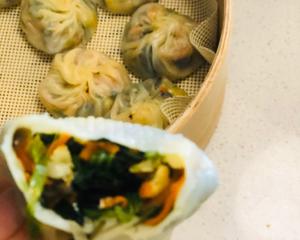 菠菜胡萝卜鸡蛋包子的做法 步骤9