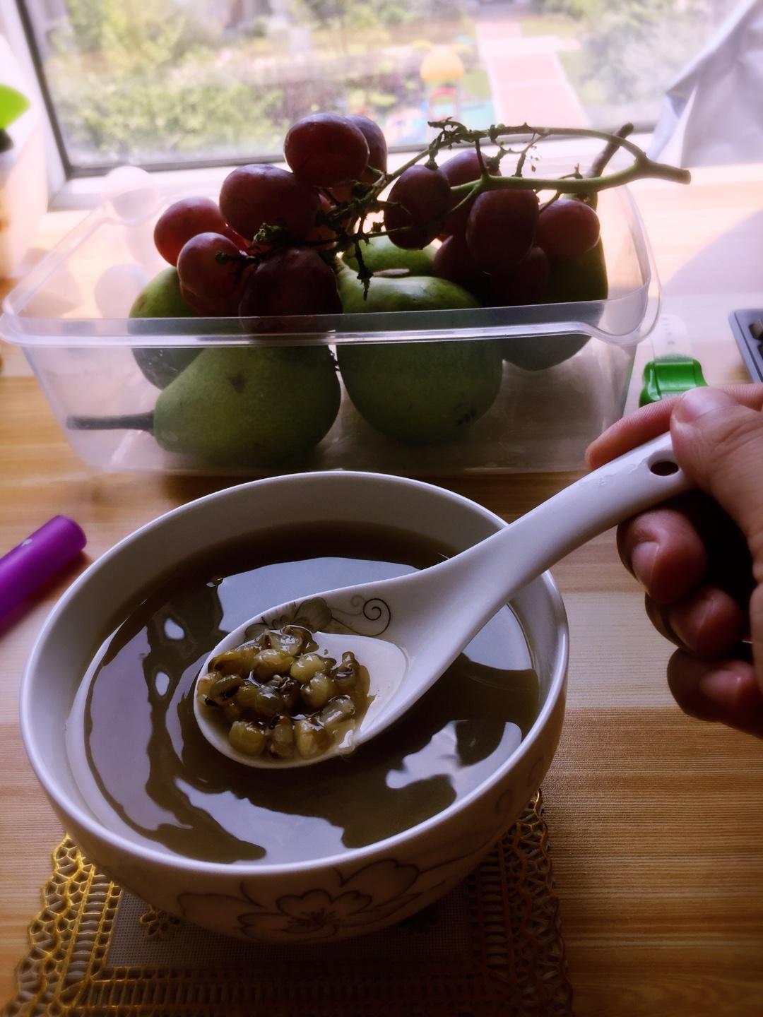 第一次做冰糖绿豆汤（简易做法）的做法
