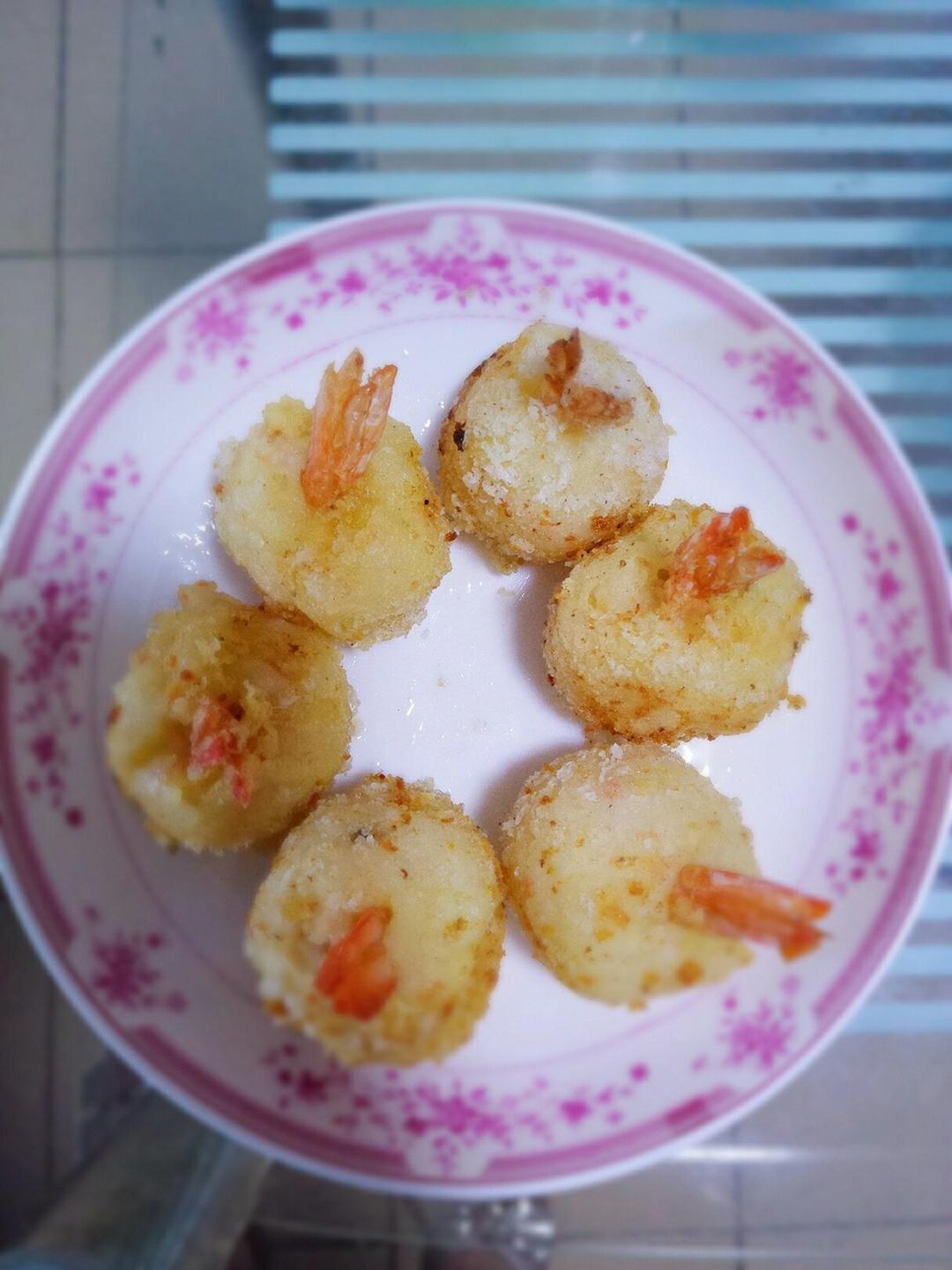 土豆泥鲜虾球