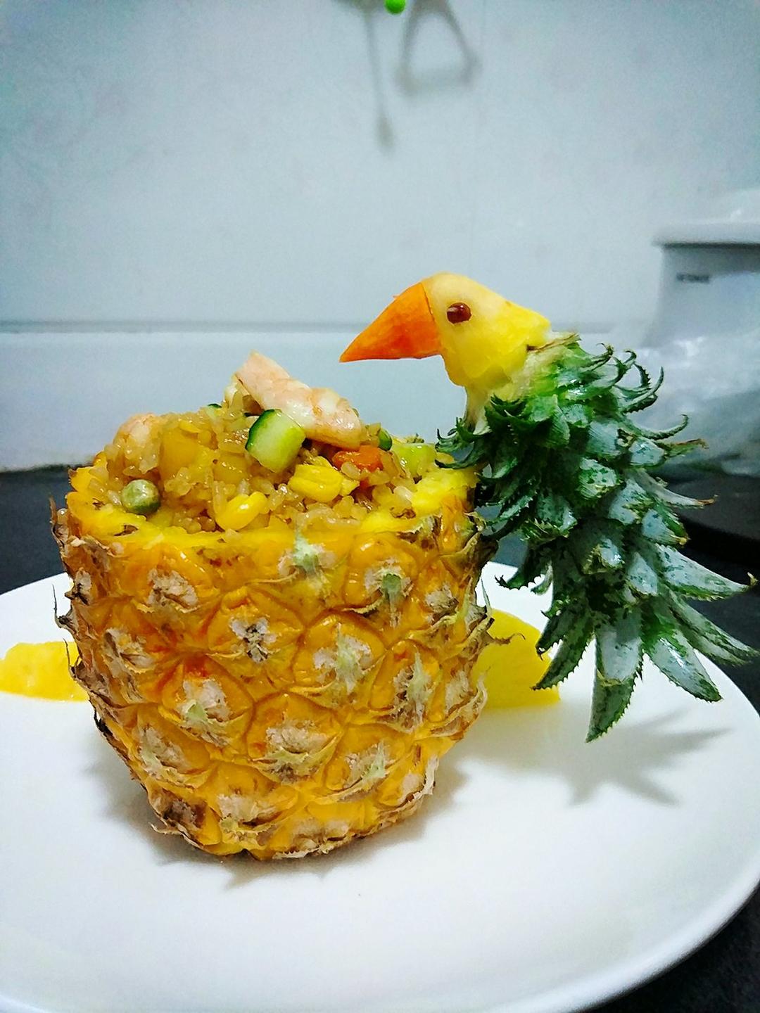 鸟语花香菠萝炒饭