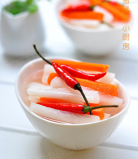 腌酸辣萝卜——夏季开胃小菜的做法
