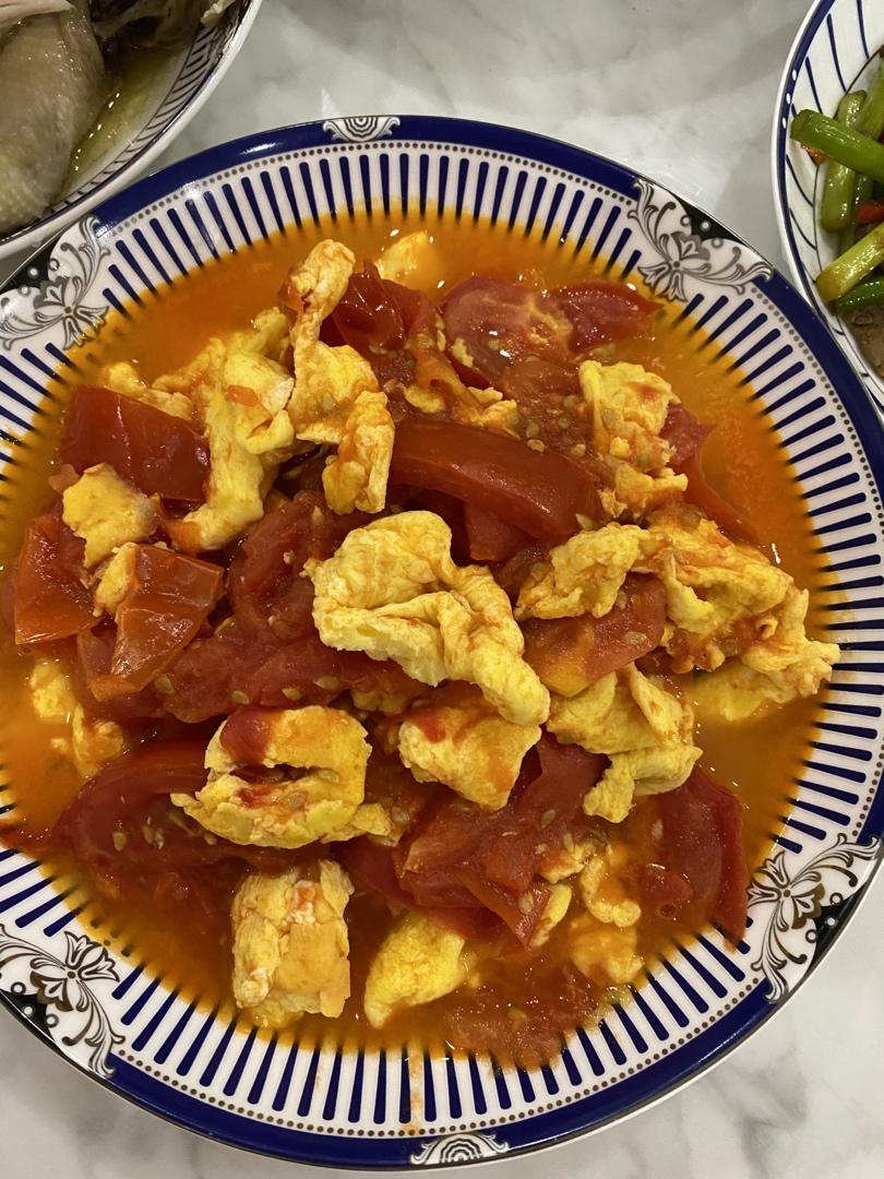 西红柿炒鸡蛋时，多加这一步，鸡蛋香嫩又入味