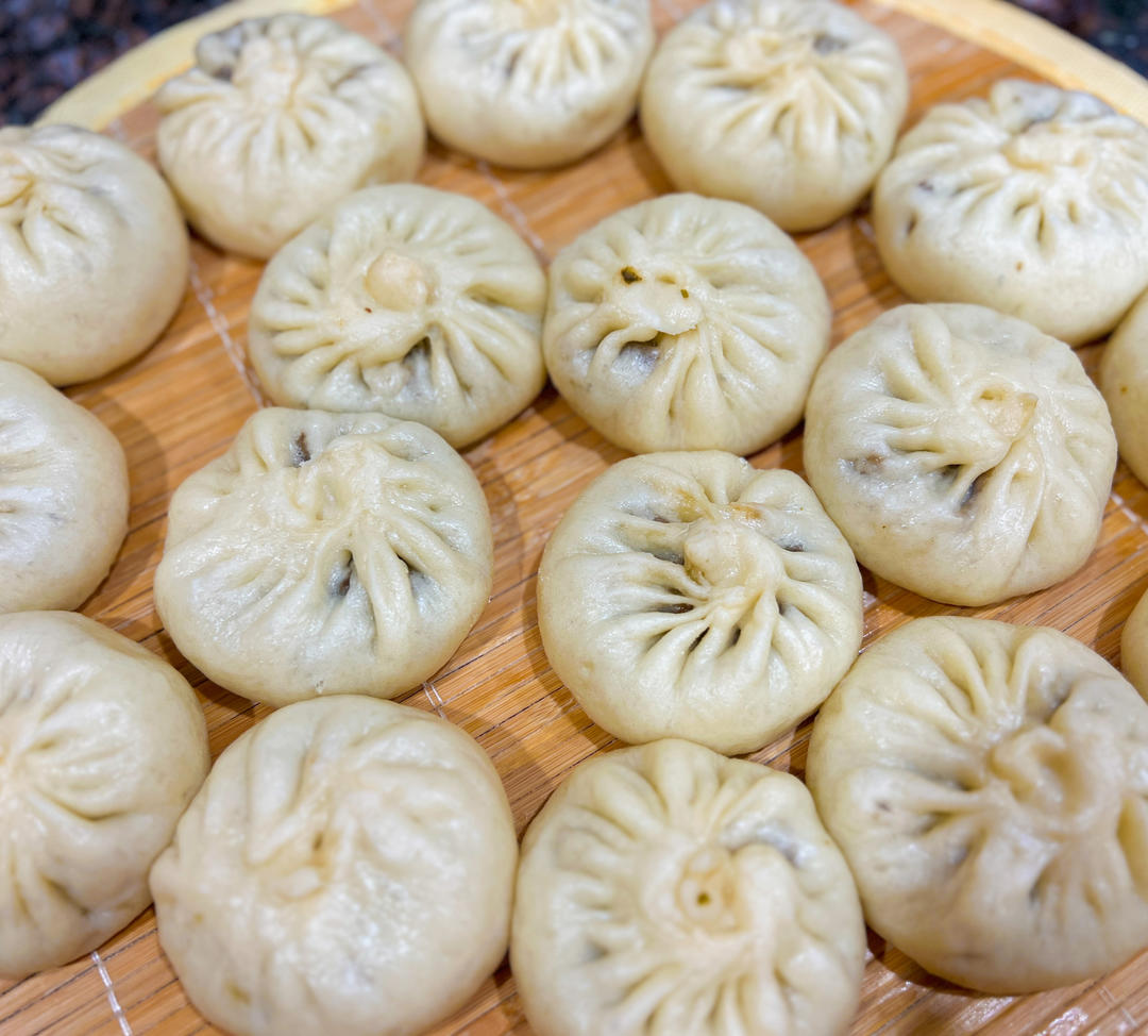 茄子酱肉包子
