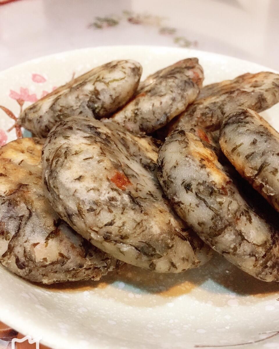 腊肉野蒿子粑粑