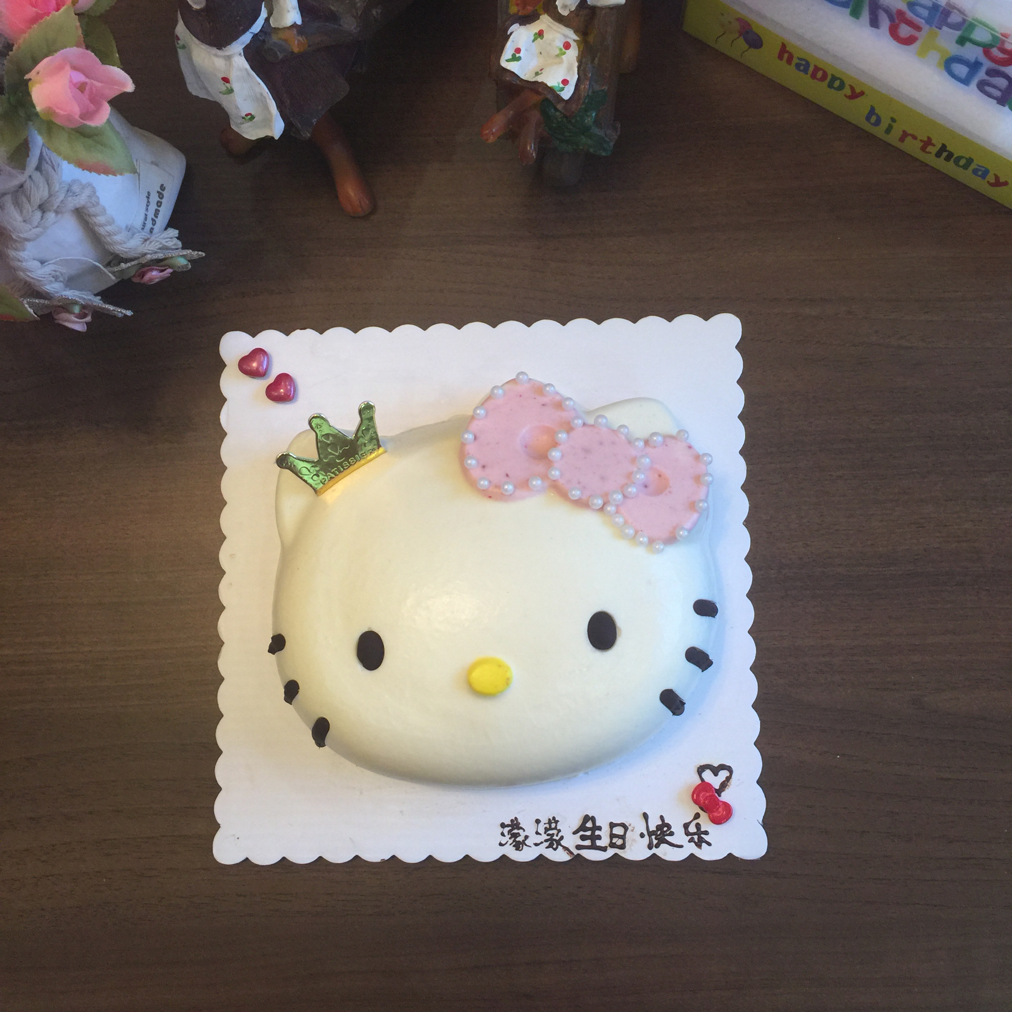 hello kitty 立体主题蛋糕——酸奶奶酪蛋糕