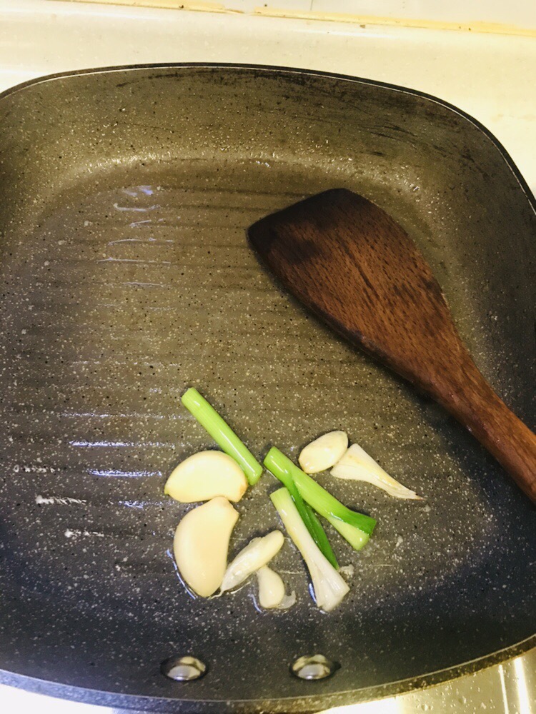 干锅沙鳗土豆片的做法 步骤4