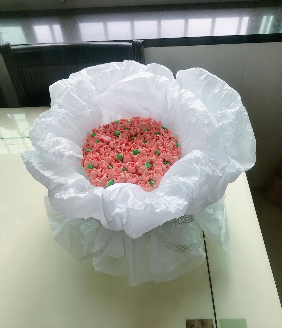 3分钟完成几乎零成本的女神节母亲节花束蛋糕