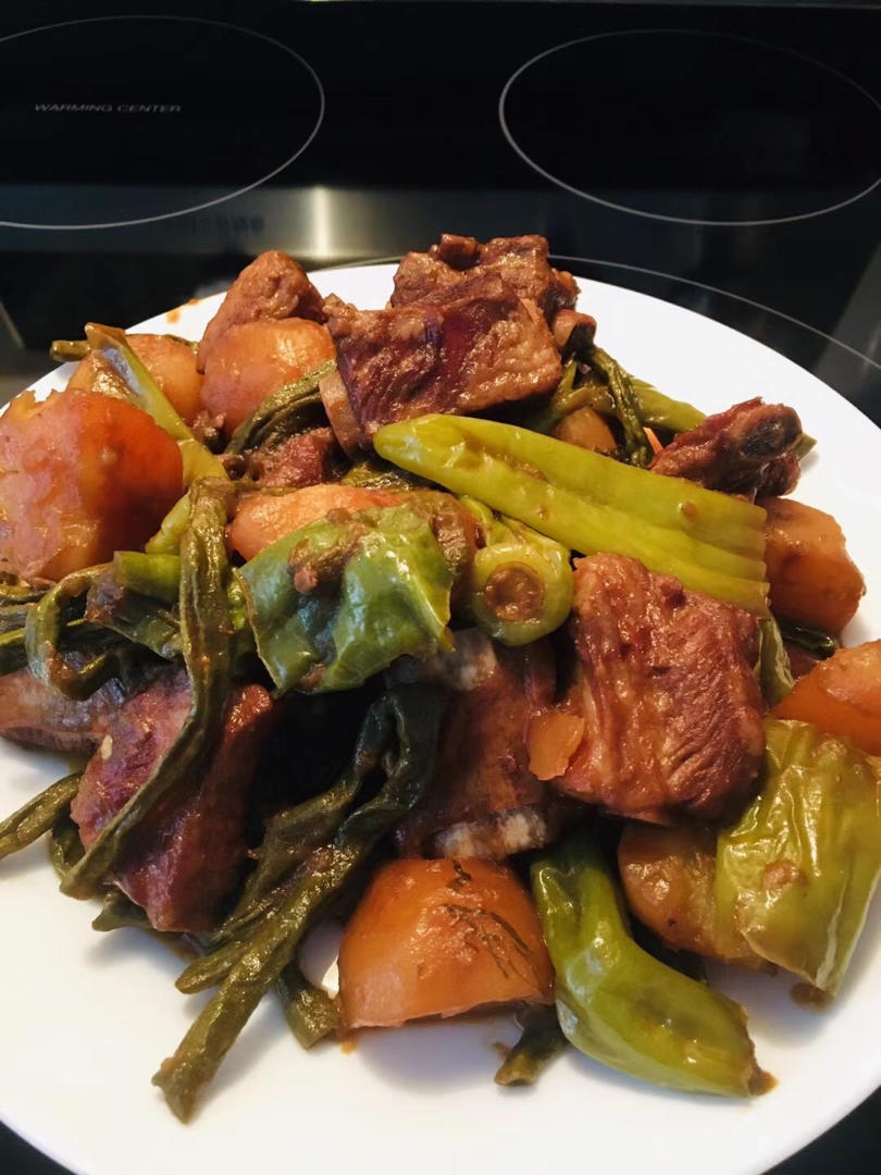 辣椒，豇豆，土豆，牛肉咸菜