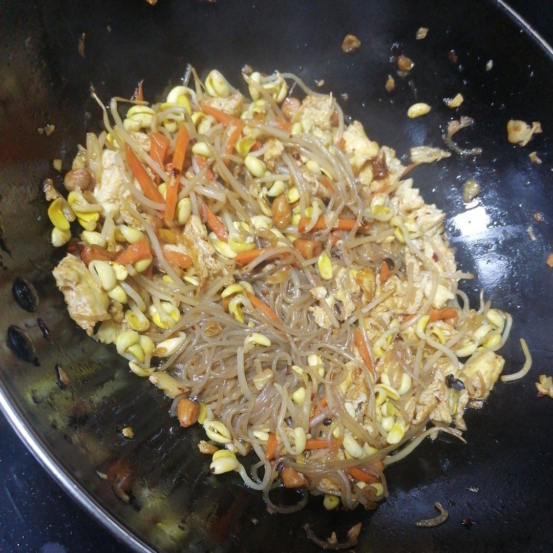豆芽炒粉丝