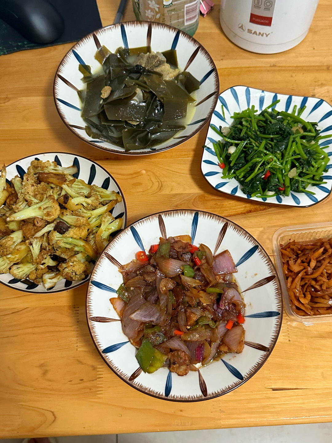 色香味俱全的洋葱炒肉