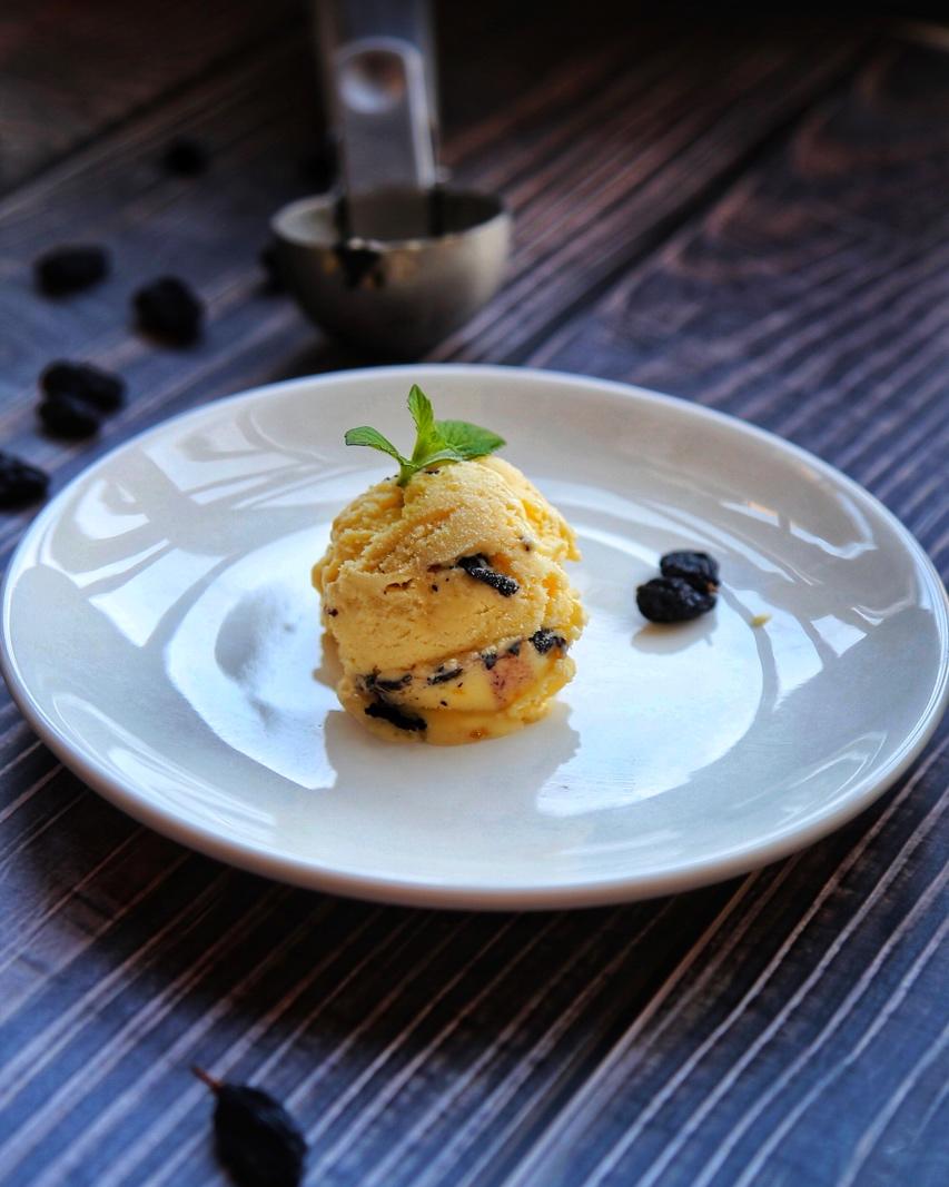 bryantmm做的朗姆黑加仑冰淇淋 rum raisin ice cream