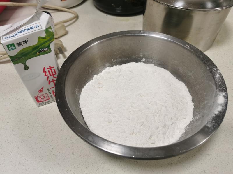 纯奶手撕吐司的做法 步骤1