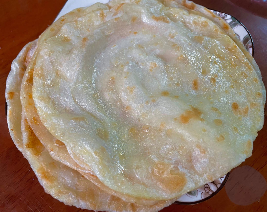 手抓饼这样做 外酥里软层次分明 凉了也不硬 附细节视频详解