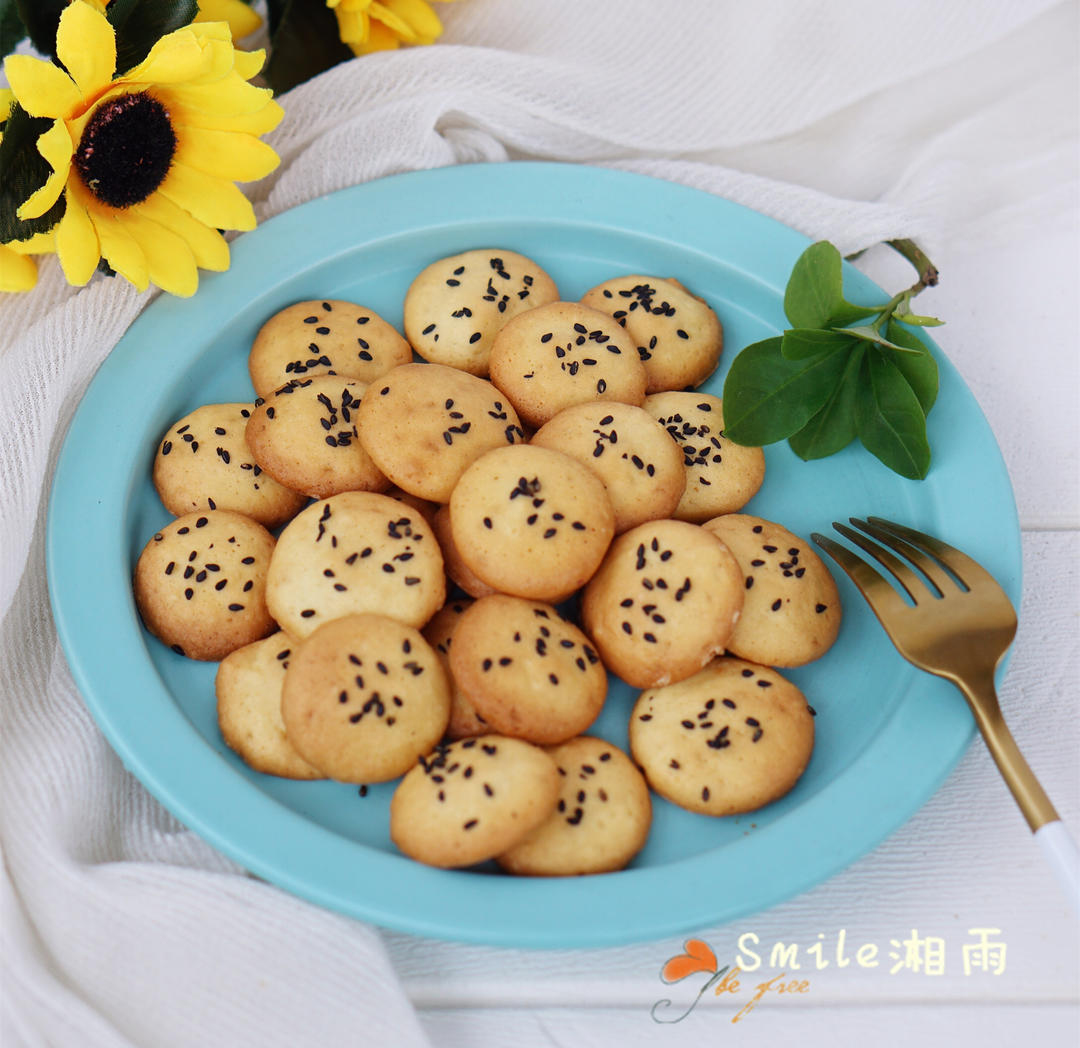 无油芝麻鸡蛋饼干的做法