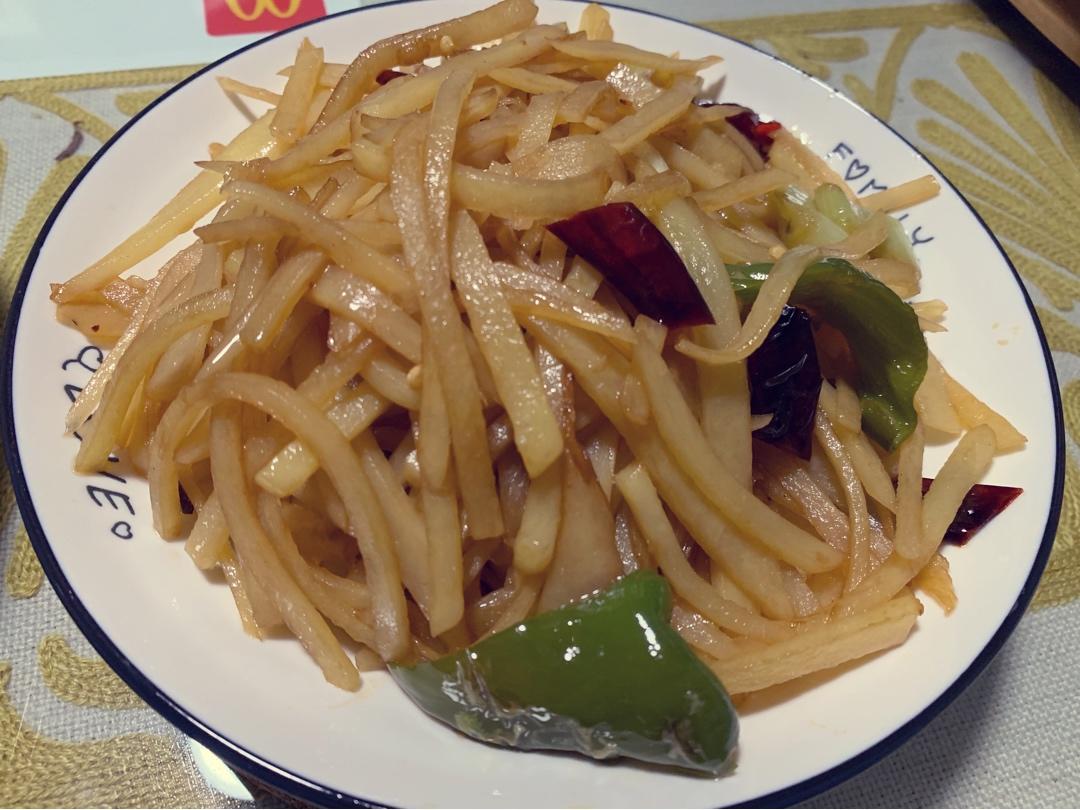 在家也能做出馆子味儿的醋溜/炝炒/酸辣土豆丝（就是那道看似简单，实则步步玄机的土豆丝）