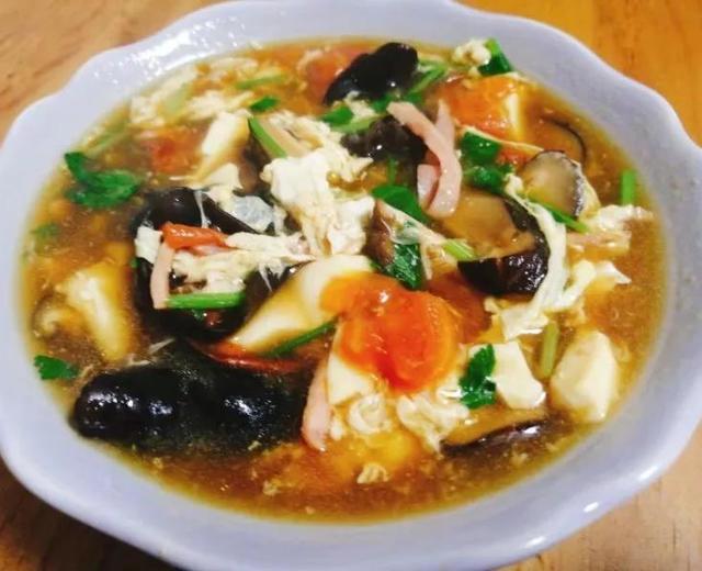 香浓味美的番茄酸辣汤,暖身暖胃爆好喝哦~的做法