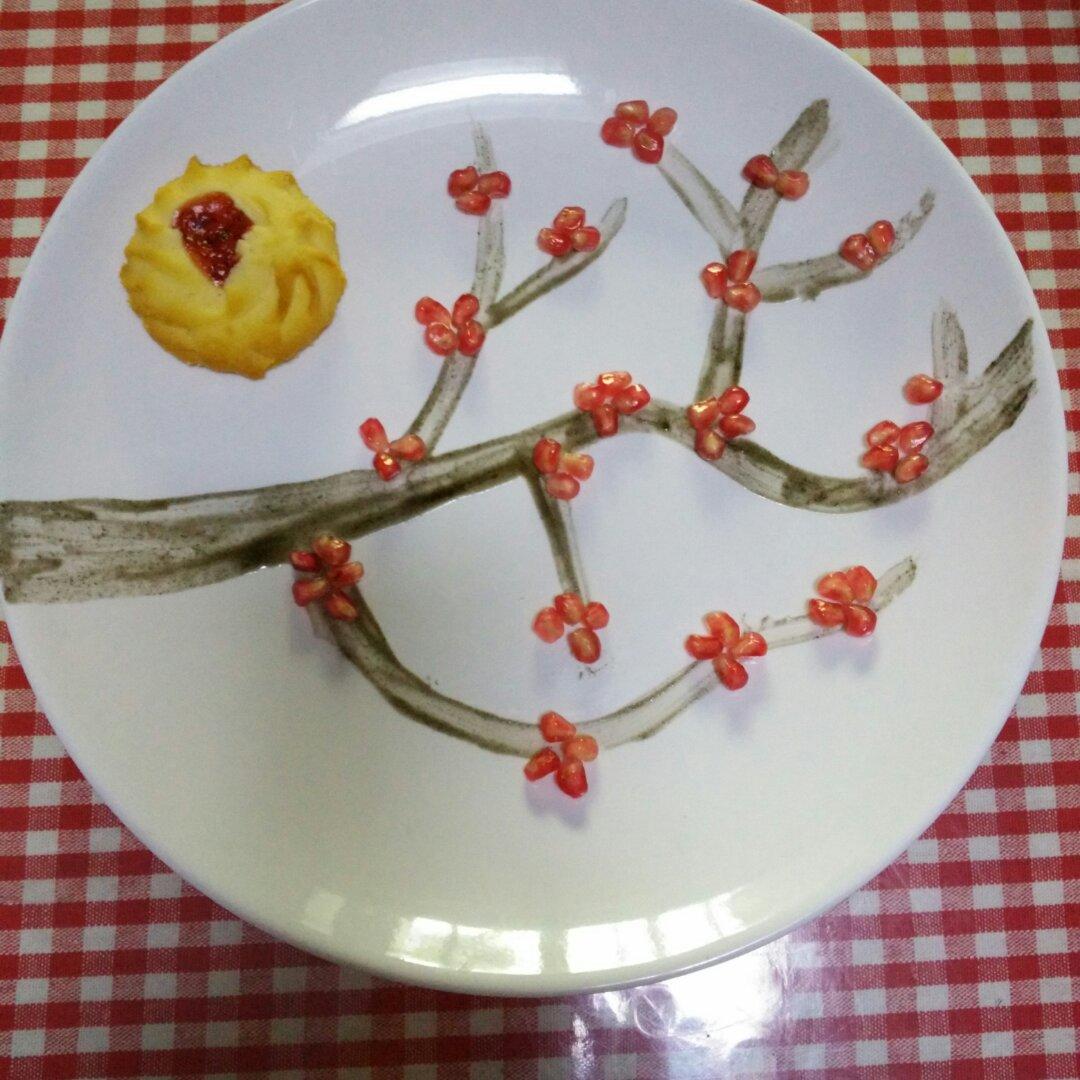 超简单的梅花水果摆盘